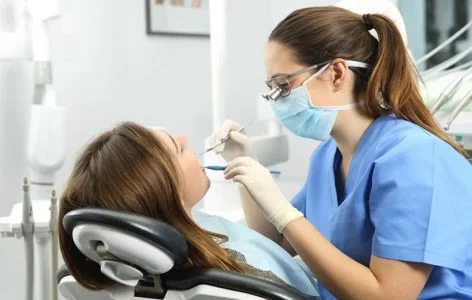 ۱۰ توصیه‌ی ساده و کاربردی برای غلبه بر اضطراب دندانپزشکی